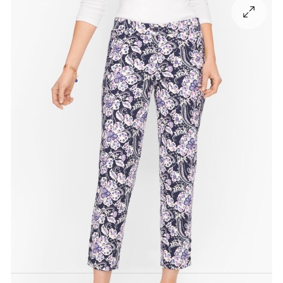 Talbots Women's Perfect Crop Floral Pants Navy Button Hem Detail Pockets Size 8P - Picture 1 of 14